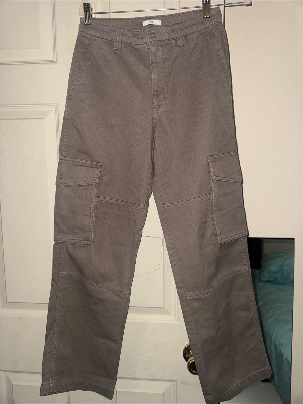 Aritzia Women's Cargo Pants in Taupe